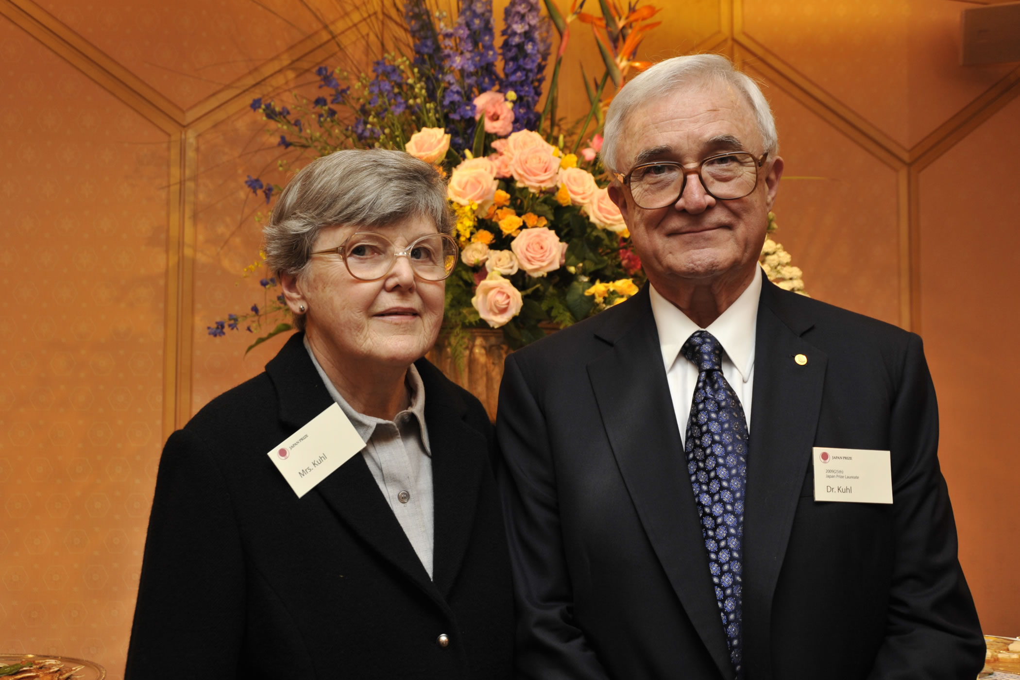 Dr. David E. Kuhl and Mrs. Kuhl at the Japan Prize